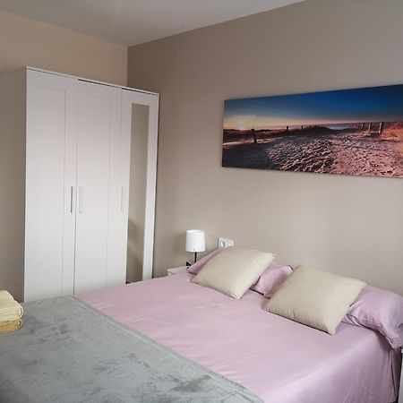 Hostal Mari En La Laguna, Alquiler Habitacion Privada En Hostal, 6 Habitaciones Cerca De La Universidad Y Aeropuerto Norte, 3 Banos Compartidos La Laguna  Eksteriør bilde