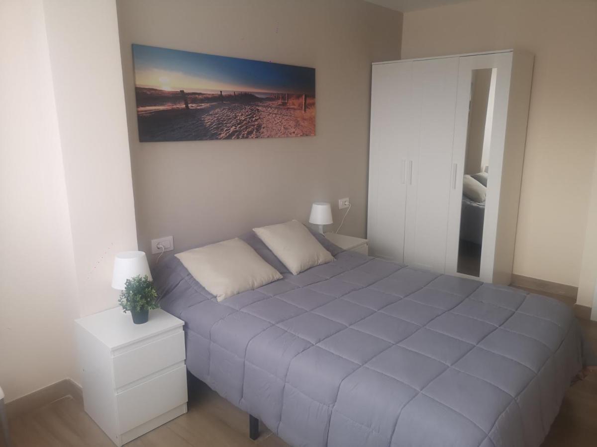 Hostal Mari En La Laguna, Alquiler Habitacion Privada En Hostal, 6 Habitaciones Cerca De La Universidad Y Aeropuerto Norte, 3 Banos Compartidos La Laguna  Eksteriør bilde